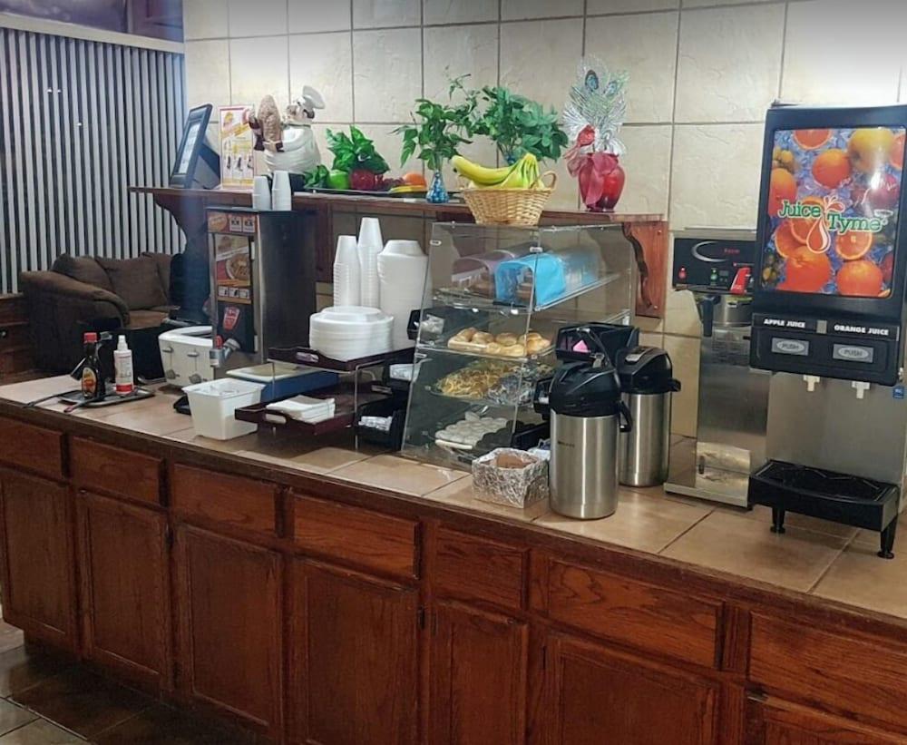 كيرني Western Inn South المظهر الخارجي الصورة