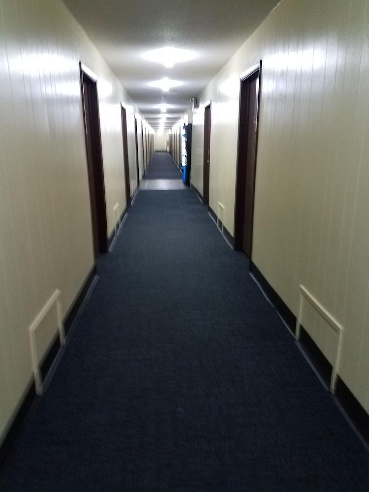 كيرني Western Inn South المظهر الخارجي الصورة