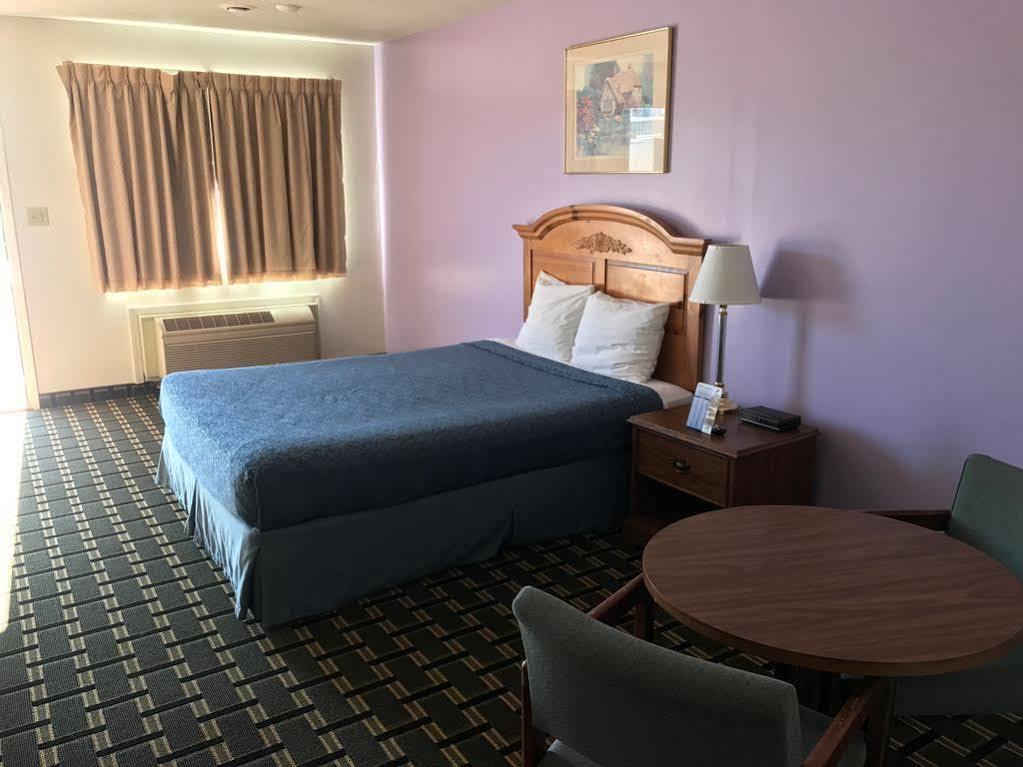 كيرني Western Inn South المظهر الخارجي الصورة